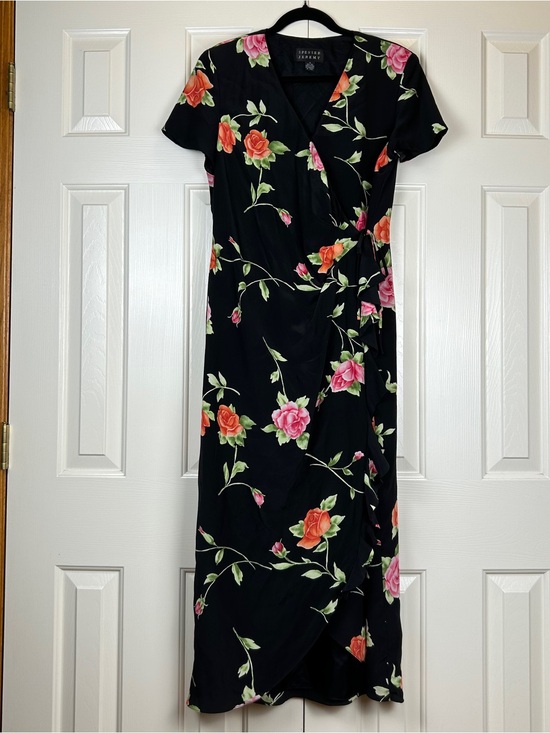 Spenser Jeremy Dresses & Skirts - Vintage Spenser Jeremy 100% Silk Wrap Dress